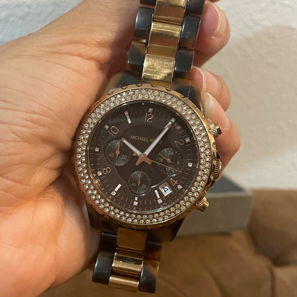 Michael Kors tortoise and rose gold watch